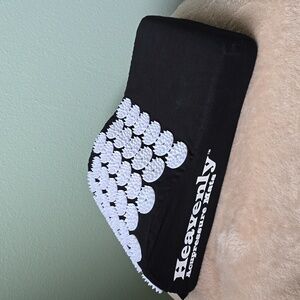 Heavenly Acupressure Pillow, Black